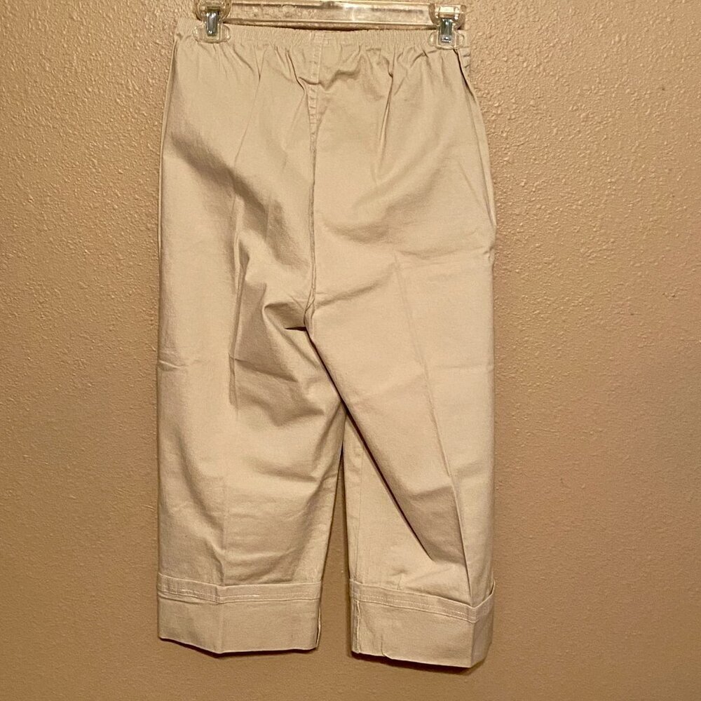 DENIM 24/7 Tan Capri's and Blue Jean Capri's Cuffed w/button Decor Size (12W) - Picture 3 of 14